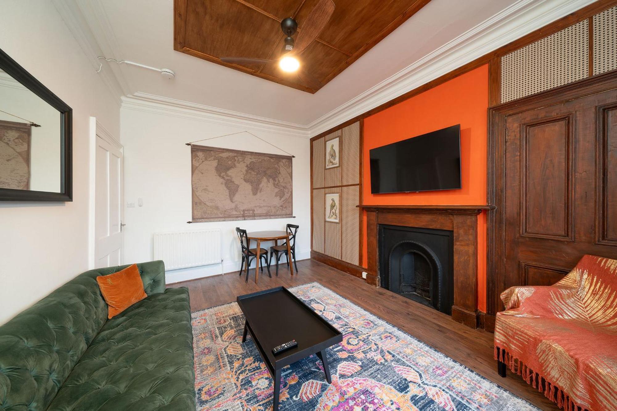 - Colonial Apartment Blairgowrie and Rattray